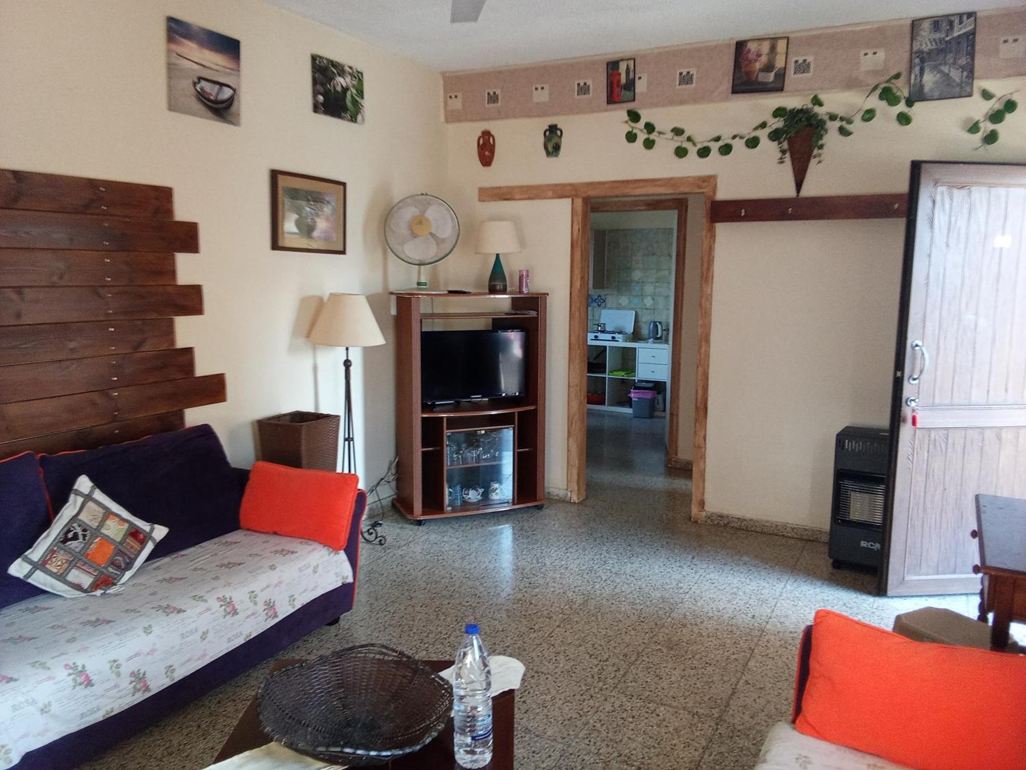 George Apartments Center Айя Напа Екстериор снимка