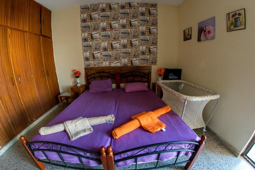 George Apartments Center Айя Напа Екстериор снимка